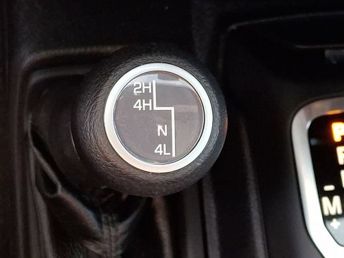 Used 2021 Jeep Wrangler Unlimited Sport AWD/4WD image 30