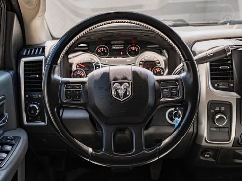 Used 2018 RAM 3500 SLT w/ Luxury Group AWD/4WD image 37