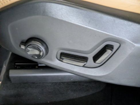 Used 2020 Volvo XC60 T5 Inscription image 17