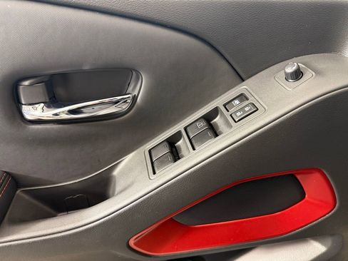 Used 2022 Nissan Frontier PRO-4X image 19