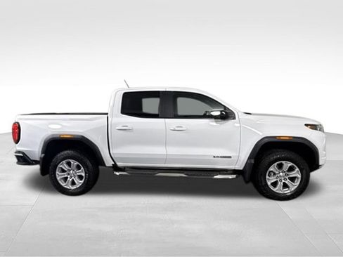 Used 2023 GMC Canyon Elevation w/ Elevation Premium Package RWD image 10