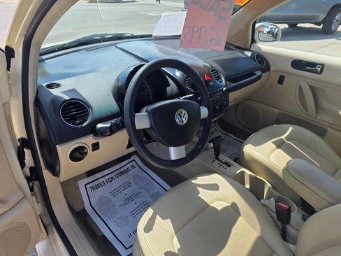 Used 2008 Volkswagen Beetle S image 14