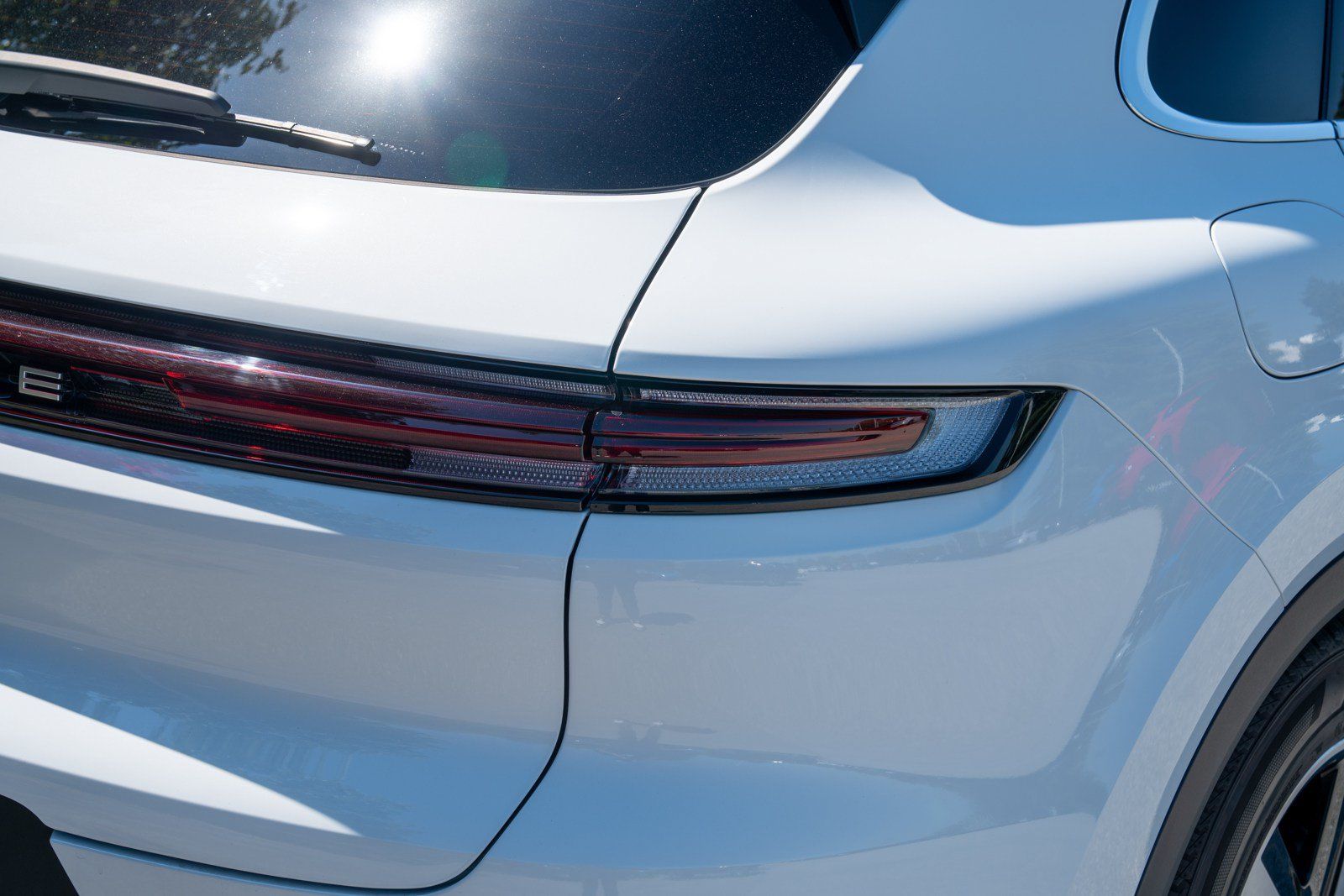 Certified 2026 Porsche Cayenne E-Hybrid AWD/4WD image 14