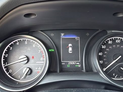 Used 2024 Toyota Camry SE FWD image 24