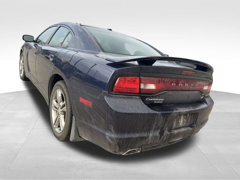 Used 2014 Dodge Charger SXT image 3