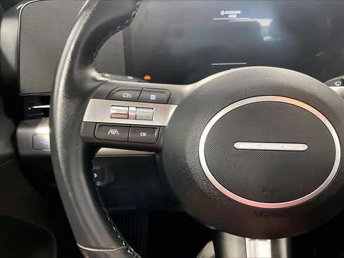 Used 2024 Hyundai Kona SEL AWD/4WD image 22