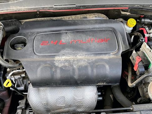 Used 2018 Jeep Renegade Sport w/ Power & Air Group image 32