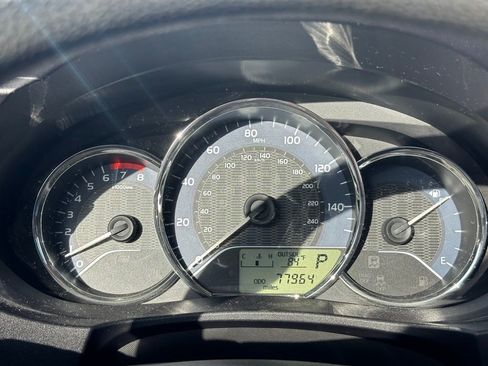 Used 2015 Toyota Corolla LE image 14