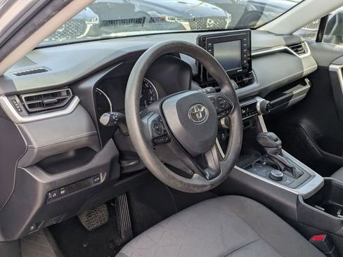 Used 2022 Toyota RAV4 XLE w/ Convenience Package image 14