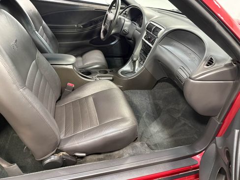 Used 2004 Ford Mustang GT RWD image 60