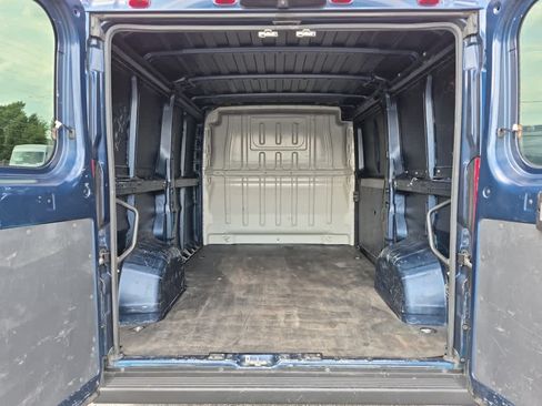 Used 2023 RAM ProMaster 2500 w/ Safety Group (A) FWD image 12