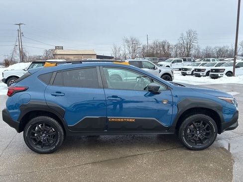 Used 2024 Subaru Crosstrek 2.5i Wilderness w/ Wilderness Package image 11
