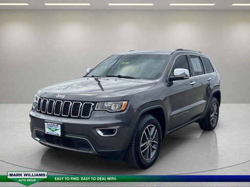 Used 2018 Jeep Grand Cherokee Limited AWD/4WD image 7