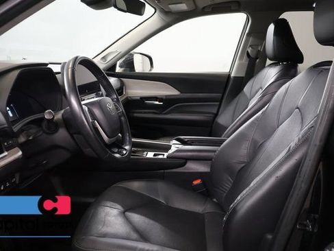 Certified 2024 Toyota Grand Highlander AWD Hybrid image 13