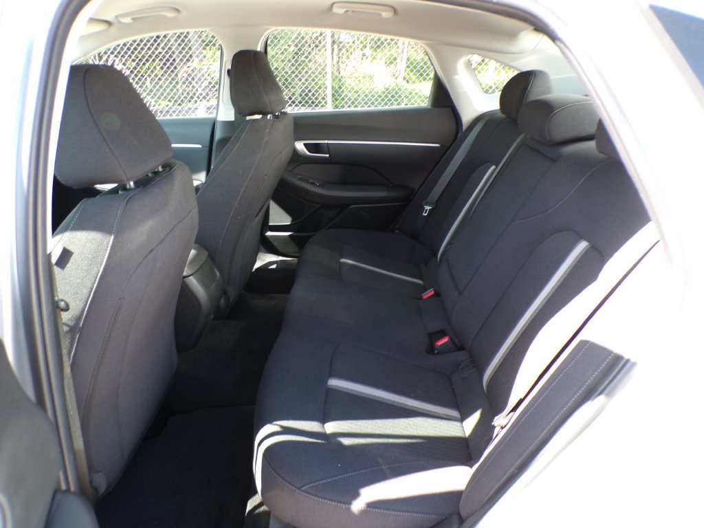 Certified 2024 Hyundai Sonata SEL AWD/4WD image 17