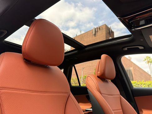 New 2027 Mercedes-Benz GLC 300 image 16
