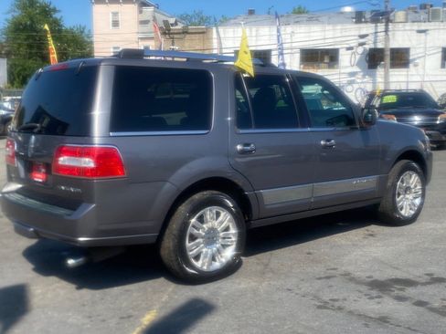Used 2013 Lincoln Navigator 4WD w/ HD Trailer Tow Pkg image 6