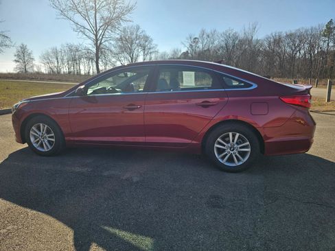 Used 2016 Hyundai Sonata SE image 9