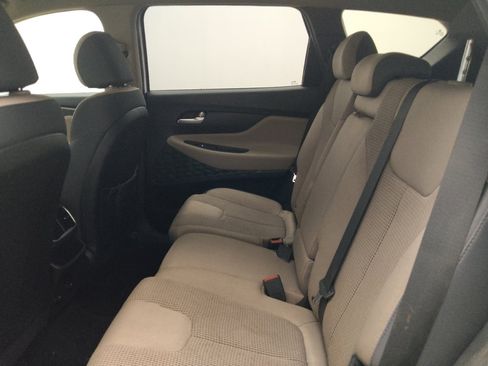 Used 2020 Hyundai Santa Fe SE FWD image 18