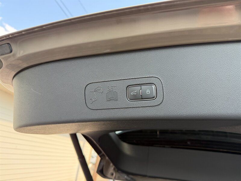 Used 2025 Lincoln Aviator Reserve w/ Equipment Group 201A AWD/4WD image 28