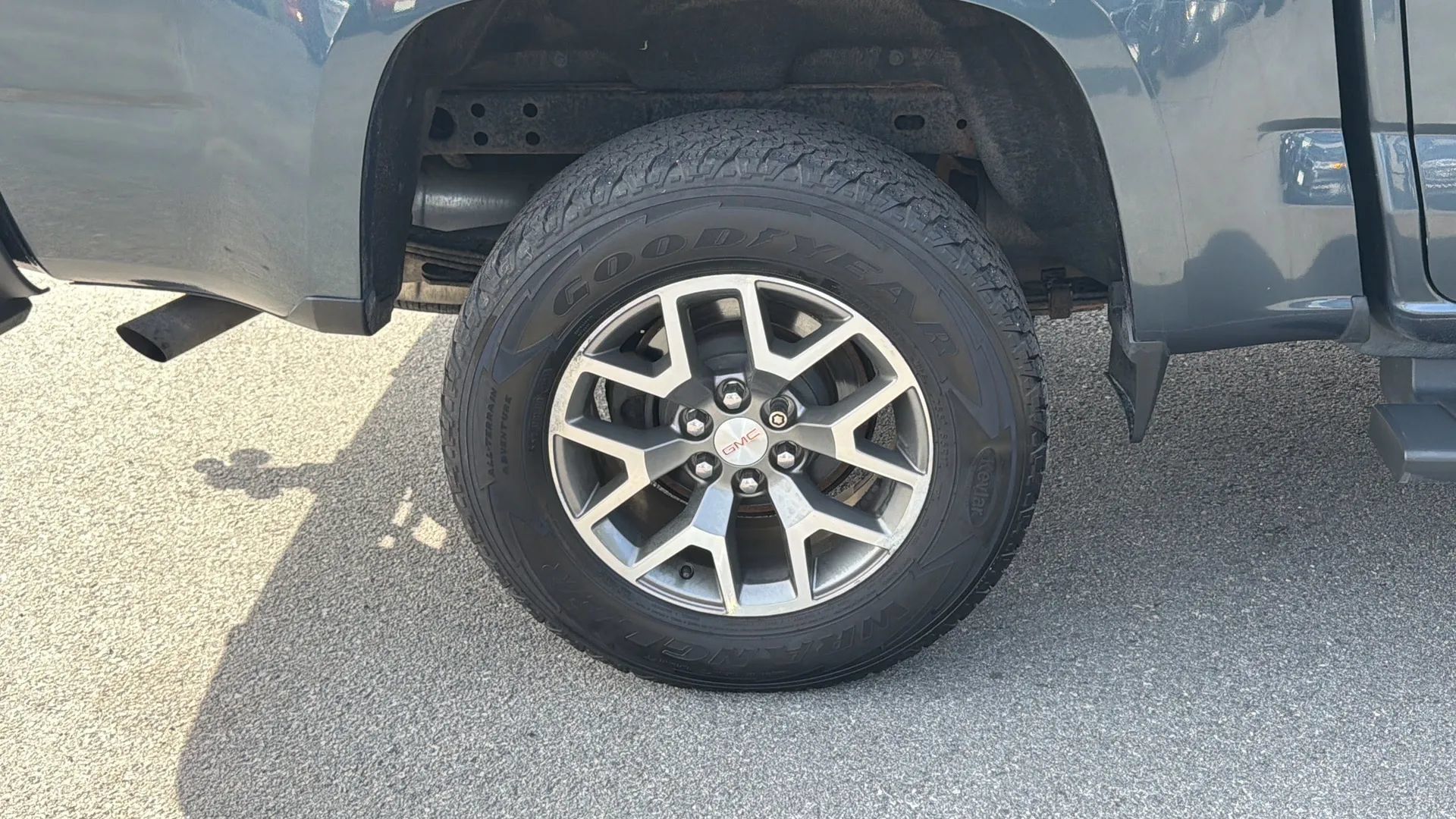 Used 2019 GMC Canyon All Terrain w/ Trailering Package AWD/4WD image 9