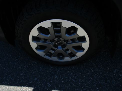Certified 2025 Honda Passport TrailSport image 9