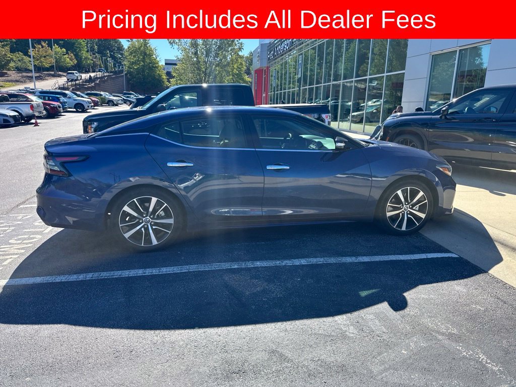 Used 2022 Nissan Maxima SV w/ Floor Mat Group FWD image 8