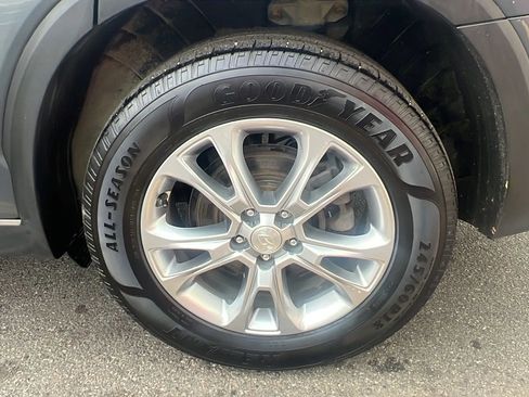 Used 2022 Hyundai Palisade SE image 11