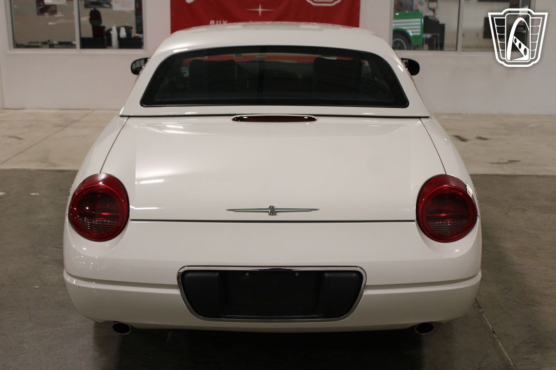 Used 2002 Ford Thunderbird RWD image 9