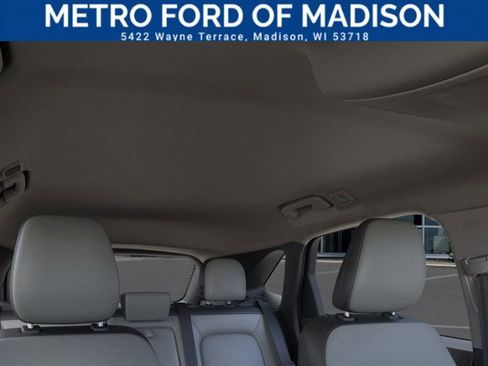 Used 2024 Ford Escape SE image 22