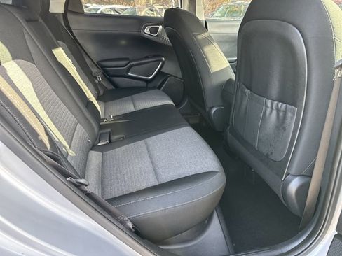 Used 2020 Kia Soul EX image 16