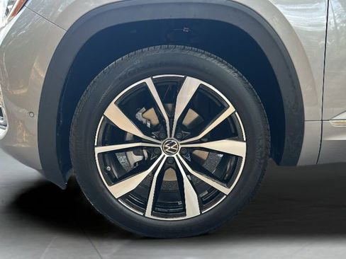New 2026 Volkswagen Atlas SEL Premium R-Line AWD/4WD image 24