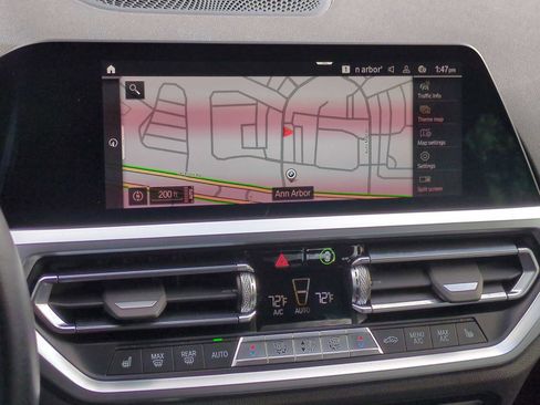 Certified 2022 BMW 330i xDrive Sedan w/ Premium Package image 30