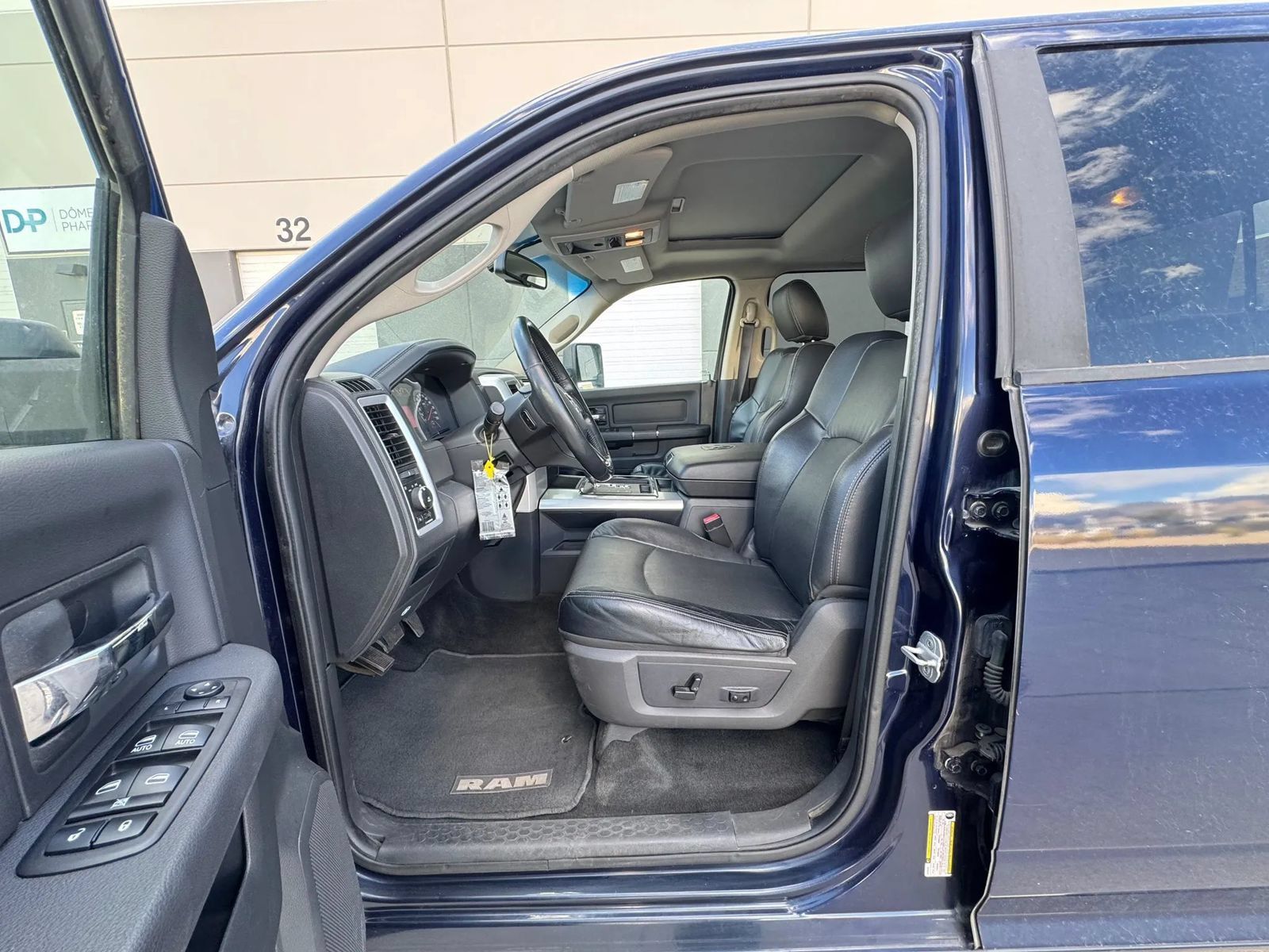 Used 2012 RAM 1500 Sport w/ Sport Premium Group AWD/4WD image 9