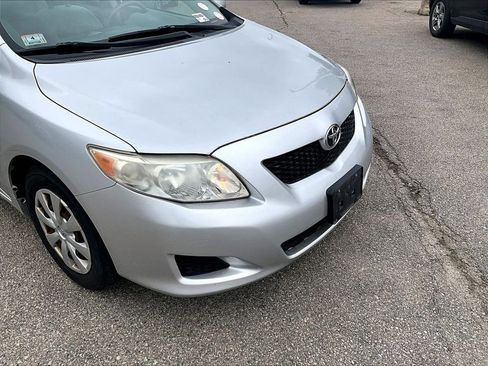 Used 2009 Toyota Corolla FWD image 5