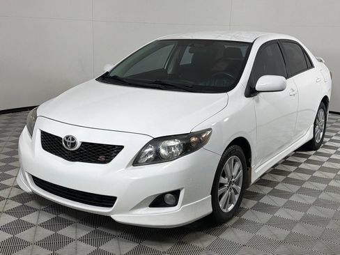 Used 2010 Toyota Corolla S image 9