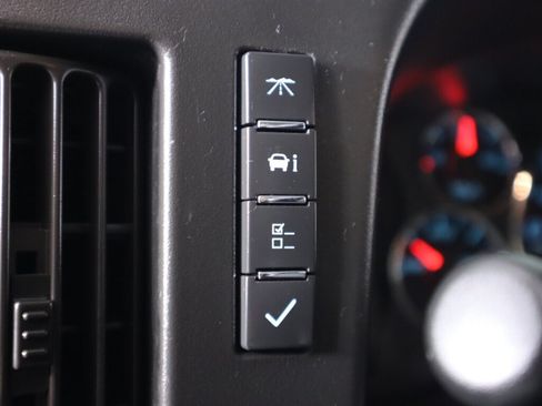 Used 2019 Chevrolet Express 2500 w/ Driver Convenience Package RWD image 11