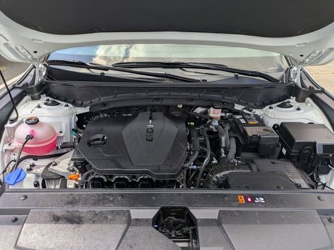 Used 2025 Hyundai Santa Cruz SEL FWD image 32