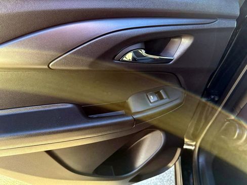 Used 2025 Chevrolet TrailBlazer LT w/ Driver Confidence Package image 10