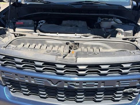 Used 2022 Chevrolet Silverado 1500 Custom w/ Safety Confidence Package AWD/4WD image 11