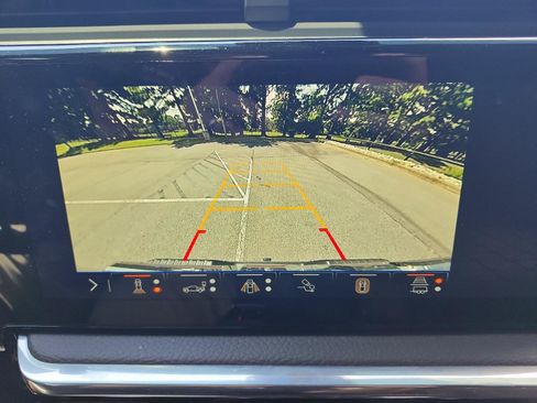 Certified 2026 GMC Sierra 1500 Denali w/ Denali Reserve Package AWD/4WD image 13