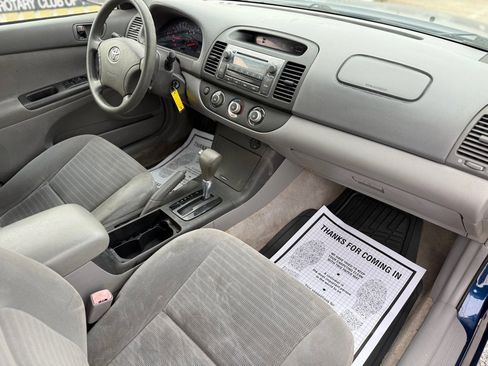 Used 2005 Toyota Camry LE image 13