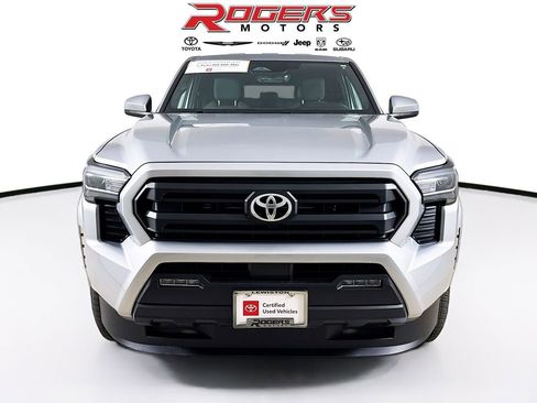 Certified 2024 Toyota Tacoma SR5 image 2