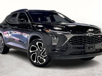 Used 2025 Chevrolet Trax RS w/ Sunroof Package