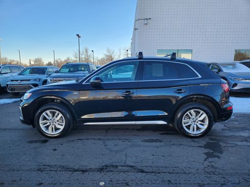 Used 2022 Audi Q5 2.0T Premium w/ Convenience Package image 4