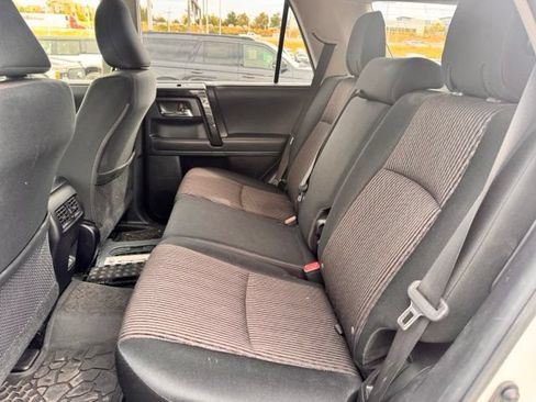 Used 2022 Toyota 4Runner TRD Off-Road AWD/4WD image 8