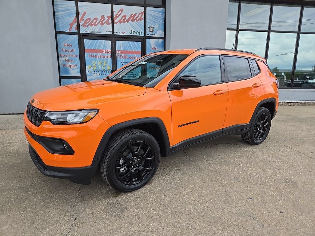 New 2026 Jeep Compass Latitude AWD/4WD image 3