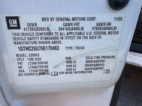 Used 2006 GMC Sierra 2500 W/T RWD image 15