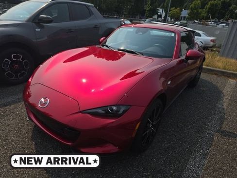Used 2025 MAZDA MX-5 Miata RF Grand Touring w/ Weather Package RWD image 1