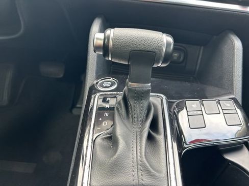 Used 2023 Kia Sportage EX image 28